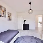 Work & Longstay Apartment In Duesseldorf