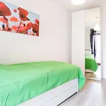 Homefy Oldtown Apartment - 6 People - 2 Bath - Balcony - Top Location
