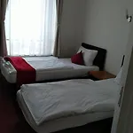 Hotel Gemini