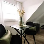 Green Flat Duesseldorf 2.0