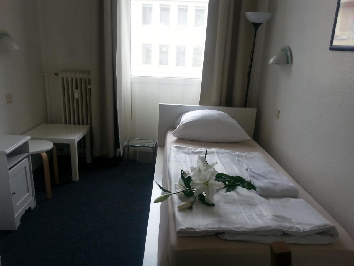Komet Hotel Dusseldorf