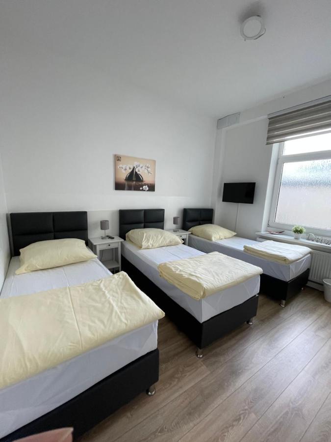 Dusseldorf-city Apartment *
