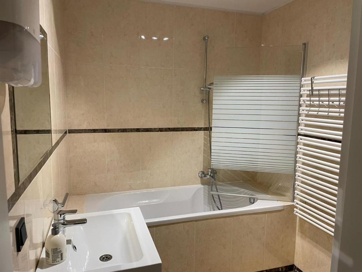 Apartment Fortune Fewo Duesseldorf Dusseldorf