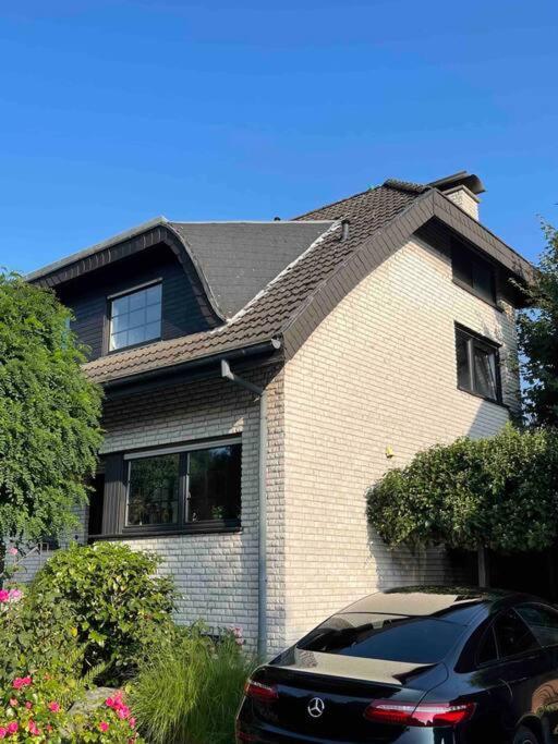 Schoene Ruhige * Dusseldorf