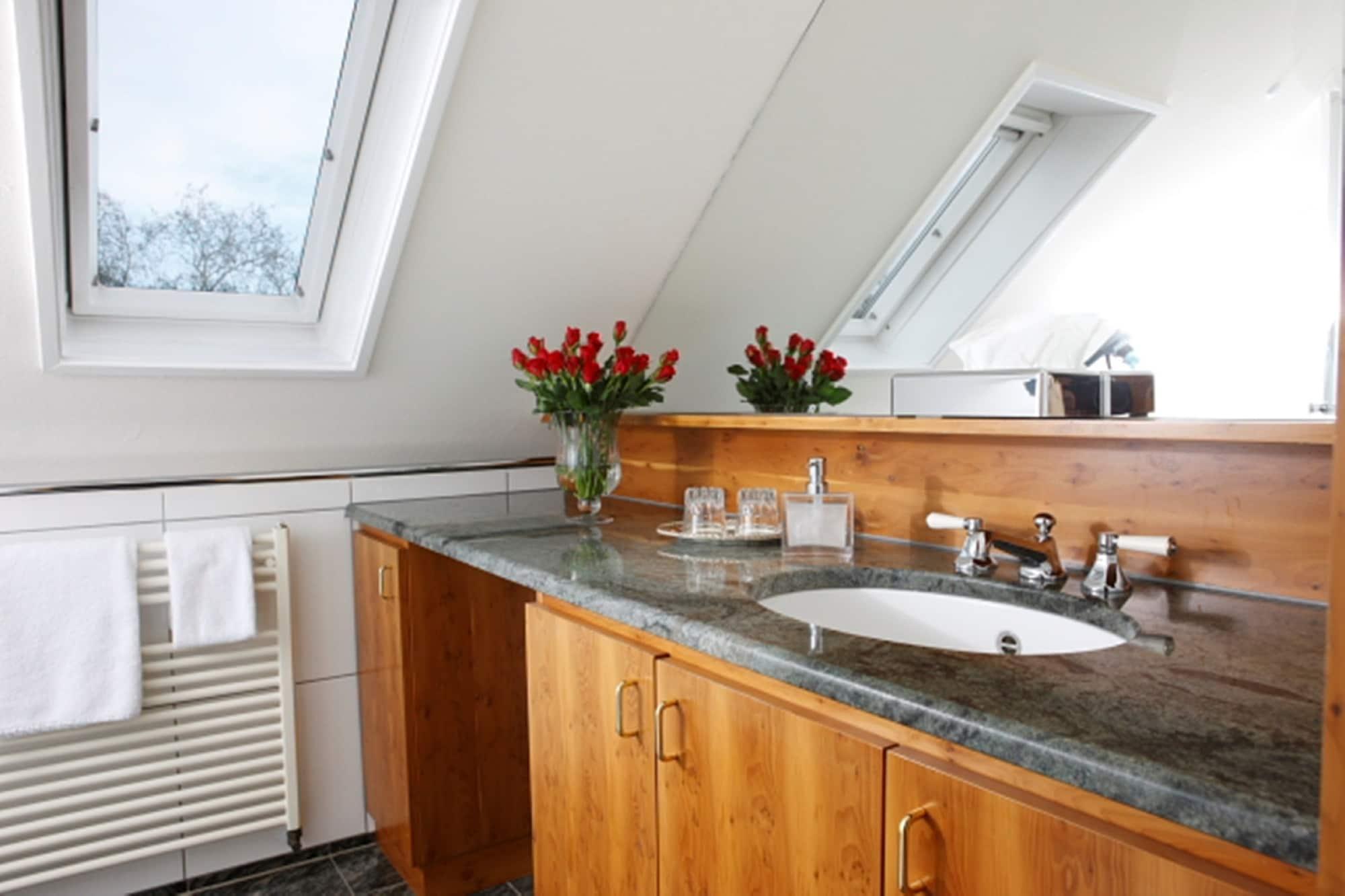 Achenbach 4* Dusseldorf
