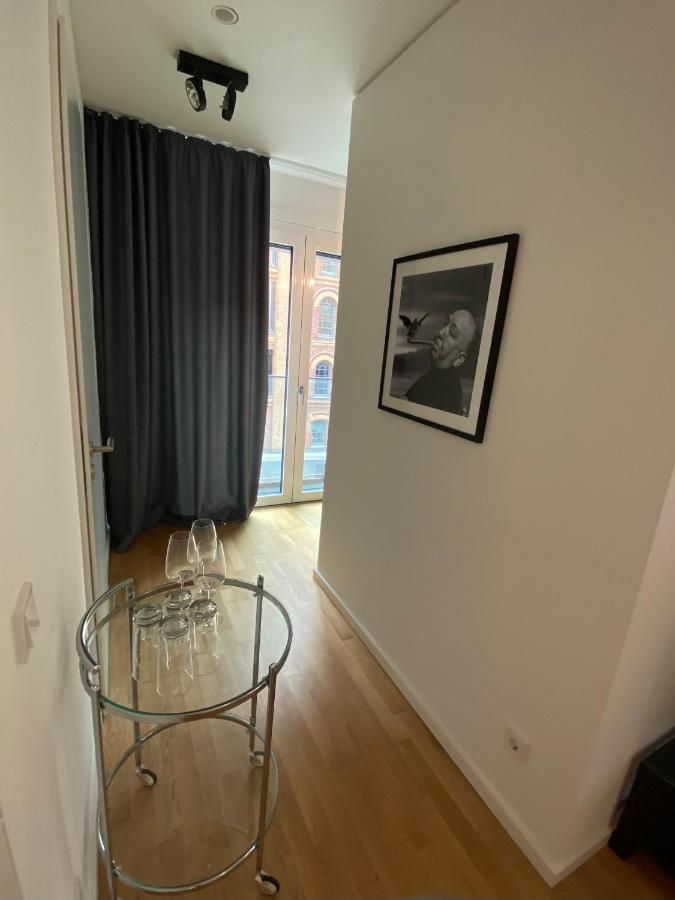 Stilvolles Apartment In Duesseldorf Am Medienhafen Appartement Düsseldorf