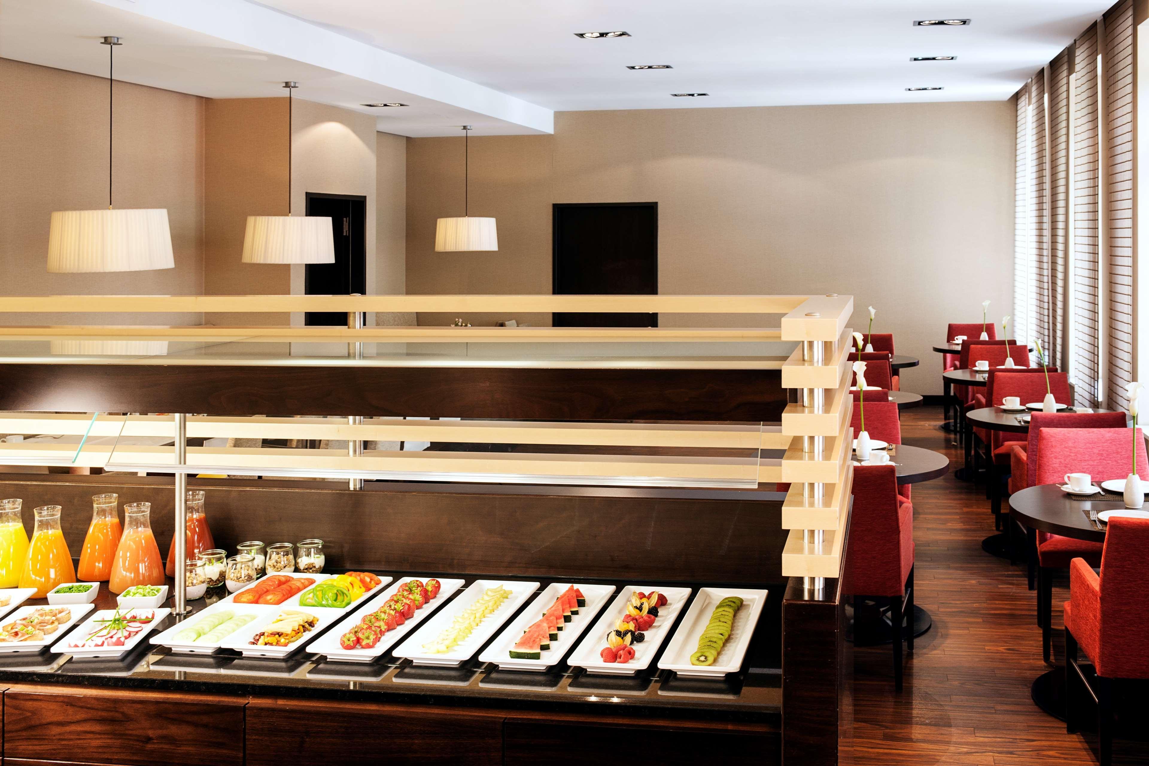 Hotel Nh Koenigsallee Dusseldorf