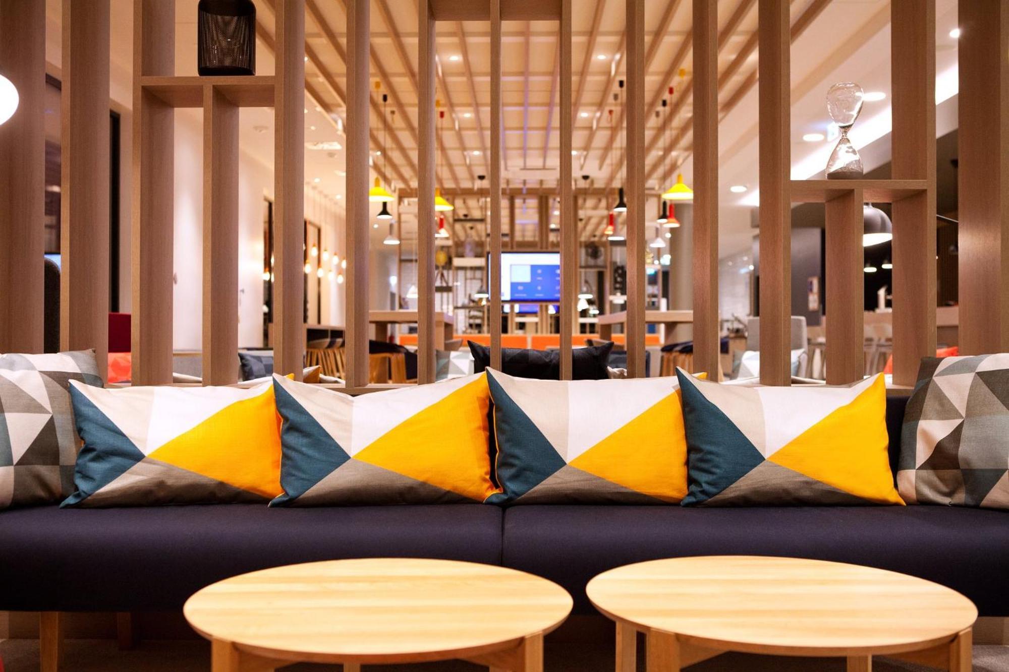 Hotel Express - Airport 3*