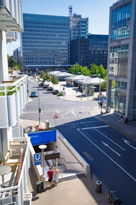 Apartment 80 Sqm Flat With Terrace And 15min To Fair And 5min To Old Town Dusseldorf