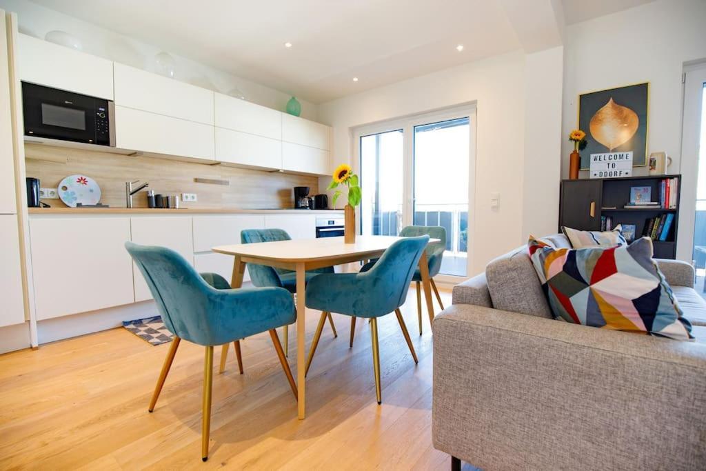 80 Sqm Flat With Terrace And 15min To Fair And 5min To Old Town Apartment Dusseldorf