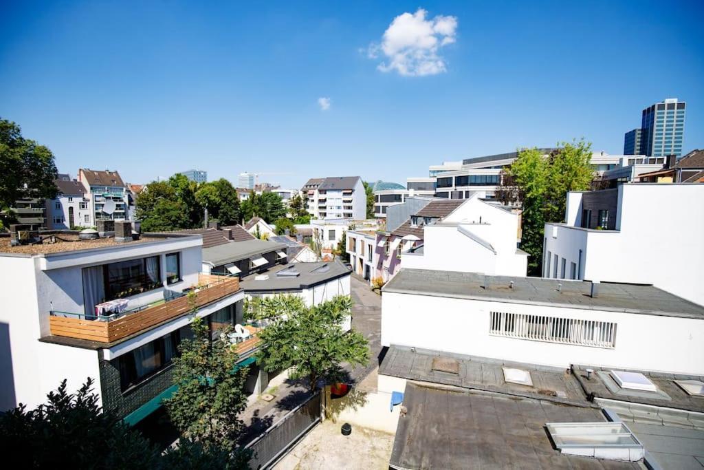 Apartment 80 Sqm Flat With Terrace And 15min To Fair And 5min To Old Town *