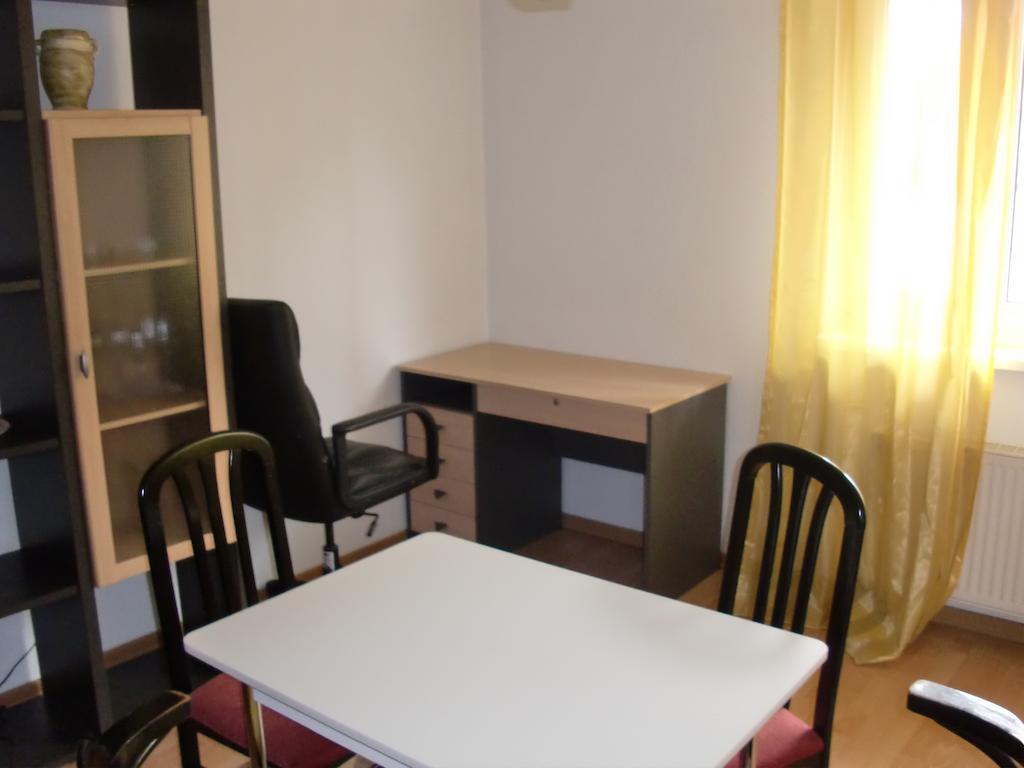 Apartment Monteurwohnung Im Zentrum Lierenfeld Dusseldorf