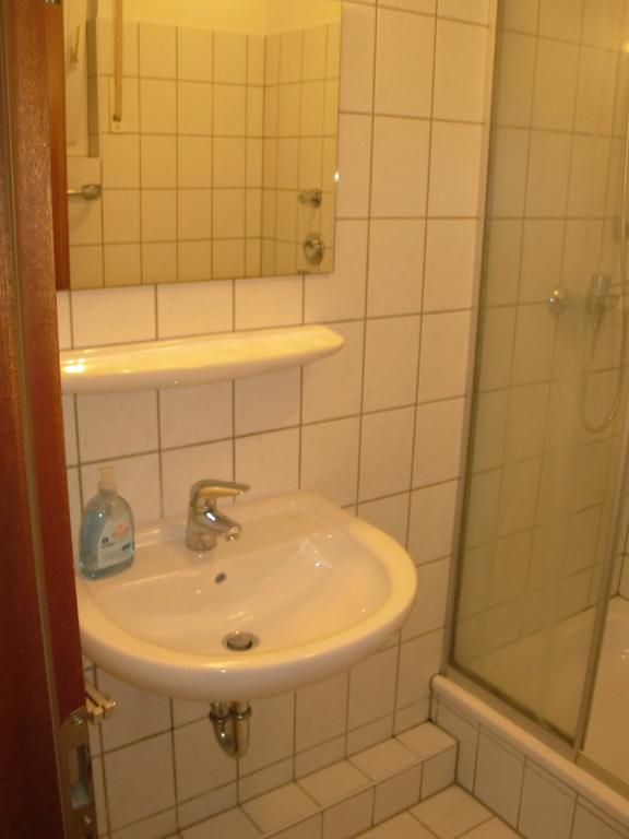 Monteurwohnung Im Zentrum Lierenfeld Dusseldorf