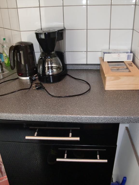 Apartment Monteurwohnung Im Zentrum Lierenfeld *