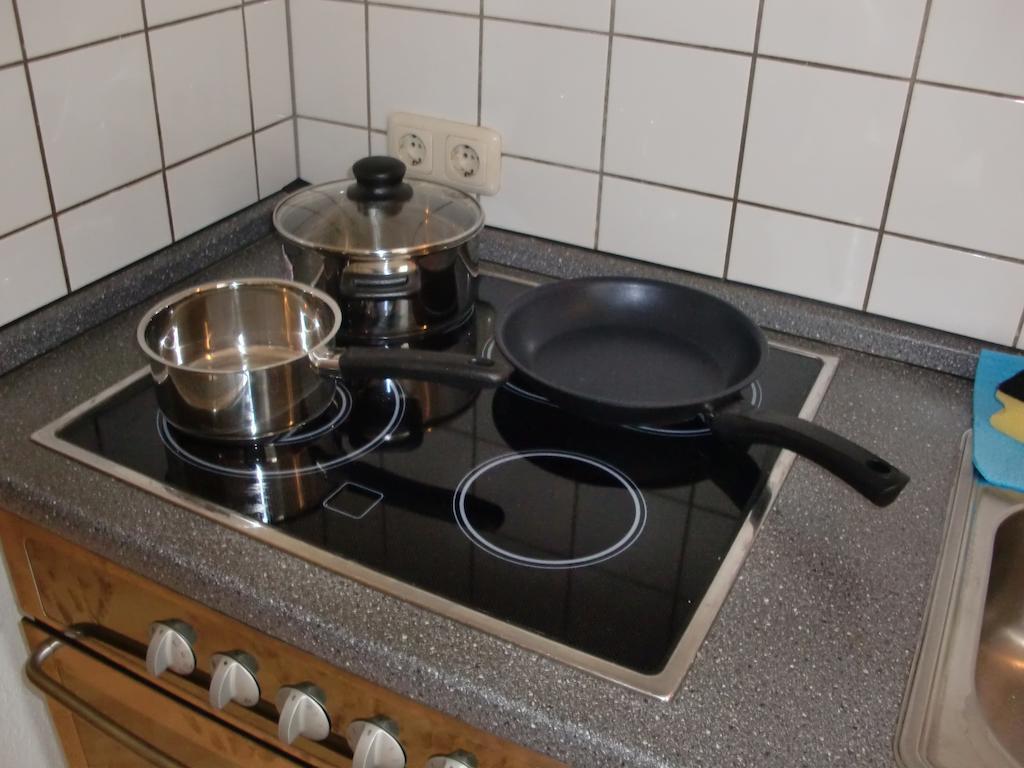 Apartment Monteurwohnung Im Zentrum Lierenfeld Dusseldorf