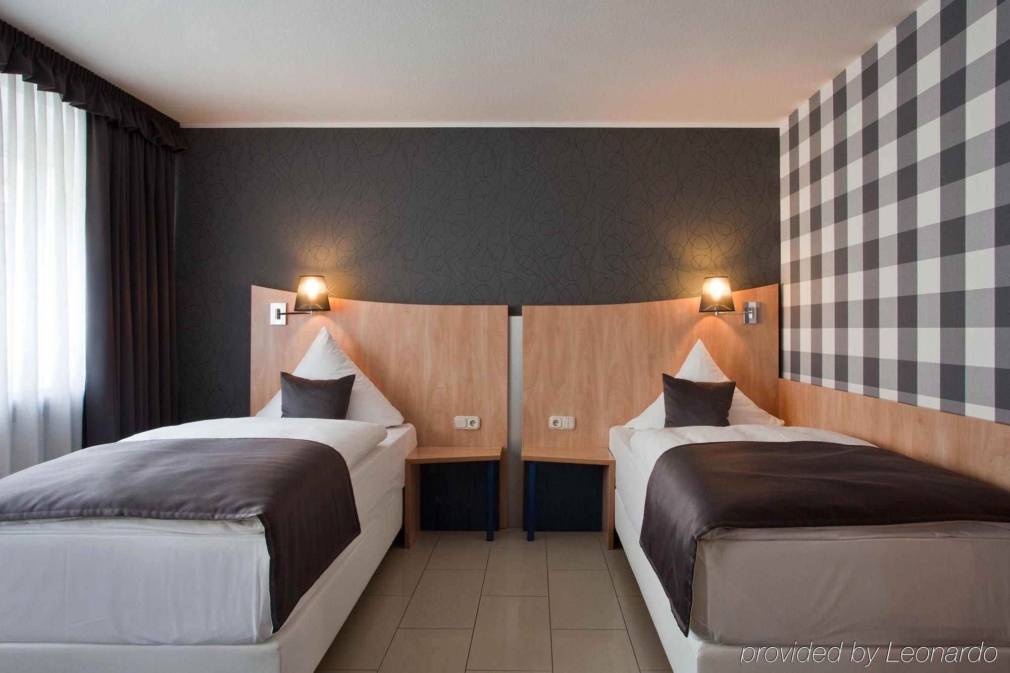 Asahi Hotel 4*