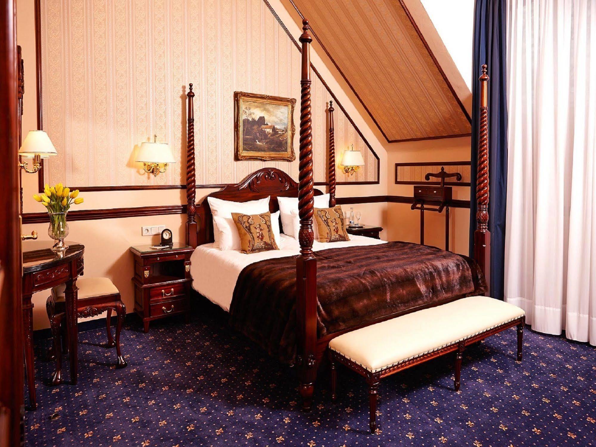 Achenbach Hotel 4*