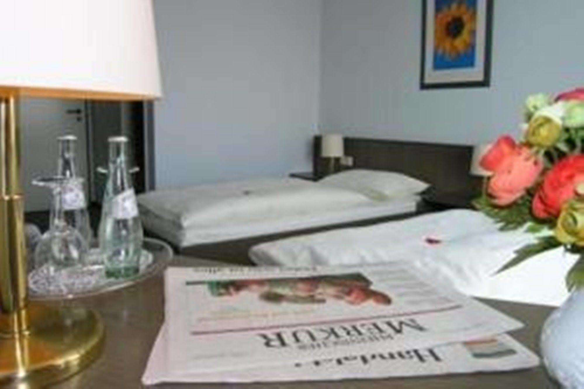 Astra Hotel Dusseldorf