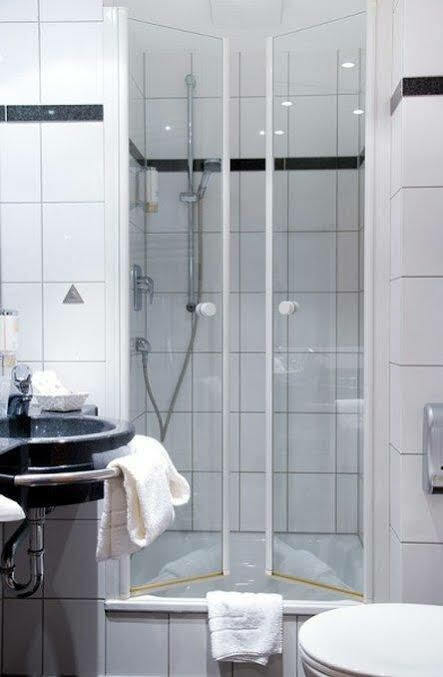 Hotel National 3*