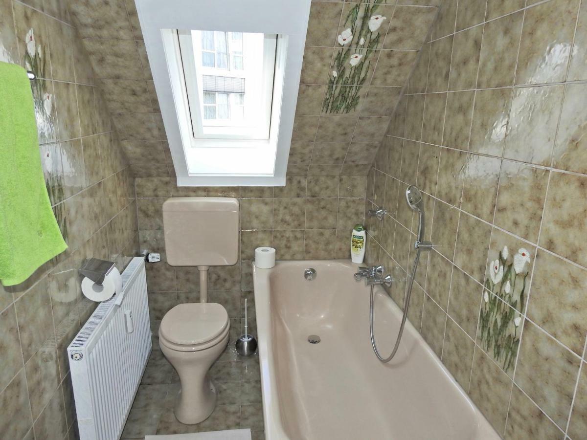 Zentrale 2 Zi. Ferienwohnung Apartment Düsseldorf