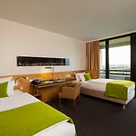 Lindner Hotel Dusseldorf Seestern, Part Of Jdv By Hyatt