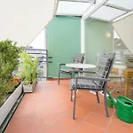 Modernes, Sonniges Appartement Im Herzen Von Duesseldorf