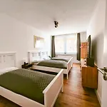 3 Room Downtown Apartment Bilk