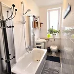 Beautiful Cozy 1-Room Apartment, Near Rhine
