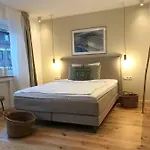 Nettes Appartment In Duesseldorf-Derendorf - Stylisch + Gemuetlich