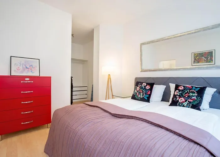Victoria Altstadt Suites
