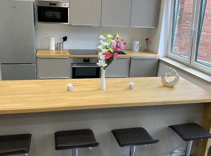 Duesseldorf 5 Min To Train Station Private Room