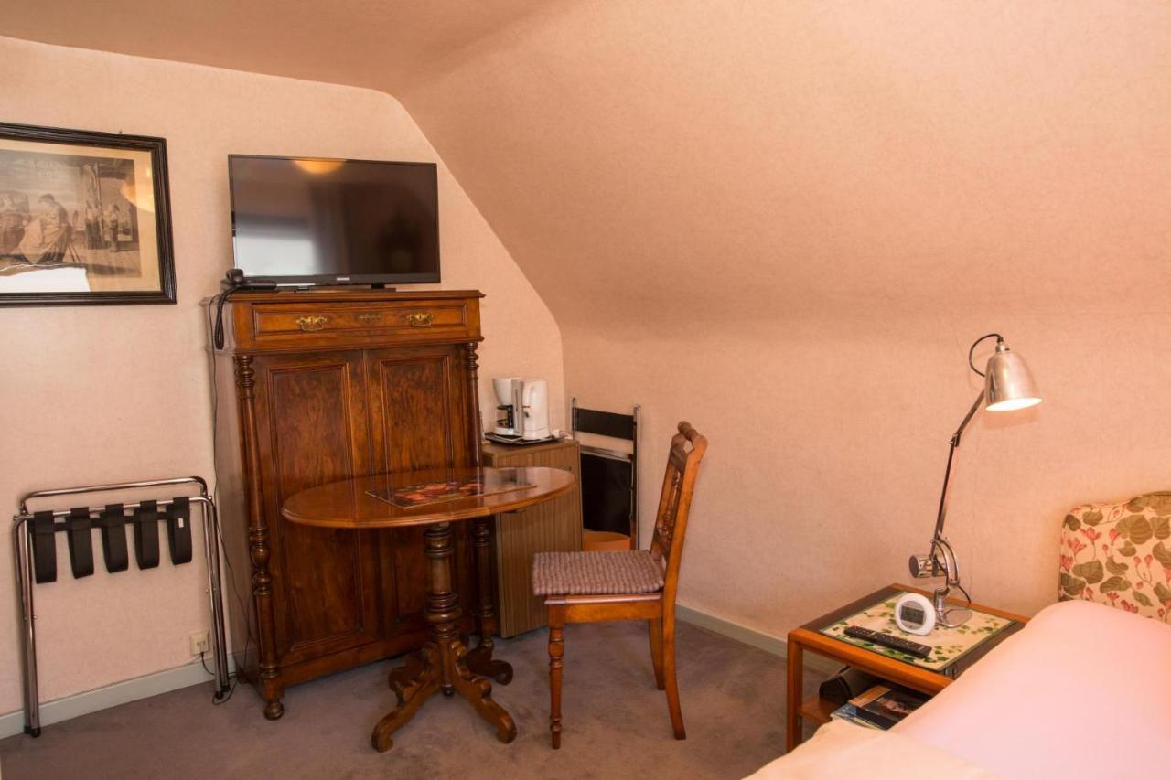Guest house Air Boardinghouse Tulip Stockum, Zu Fuss - 3 Minuten Zur Messe 3*