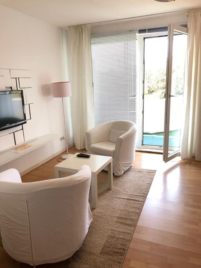 Apartment B51 Business *