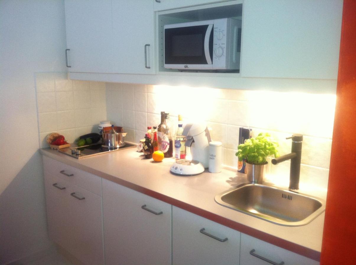 B51 Business Apartment *