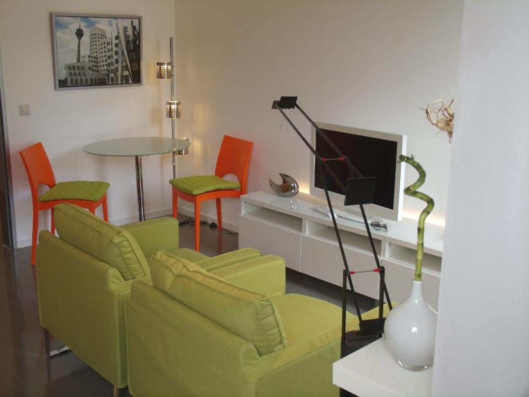 B51 Business Apartment *