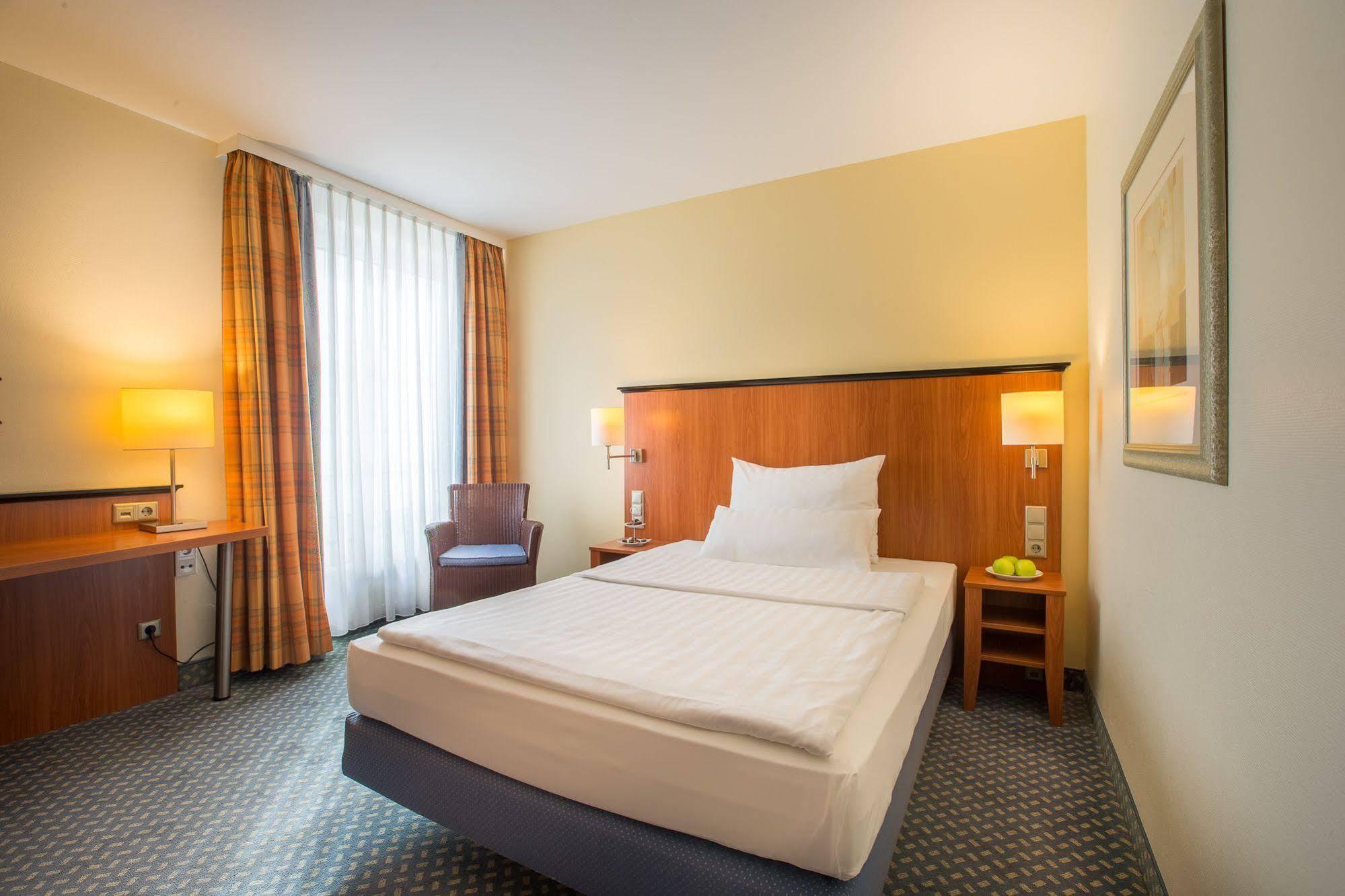 Carls Hotel