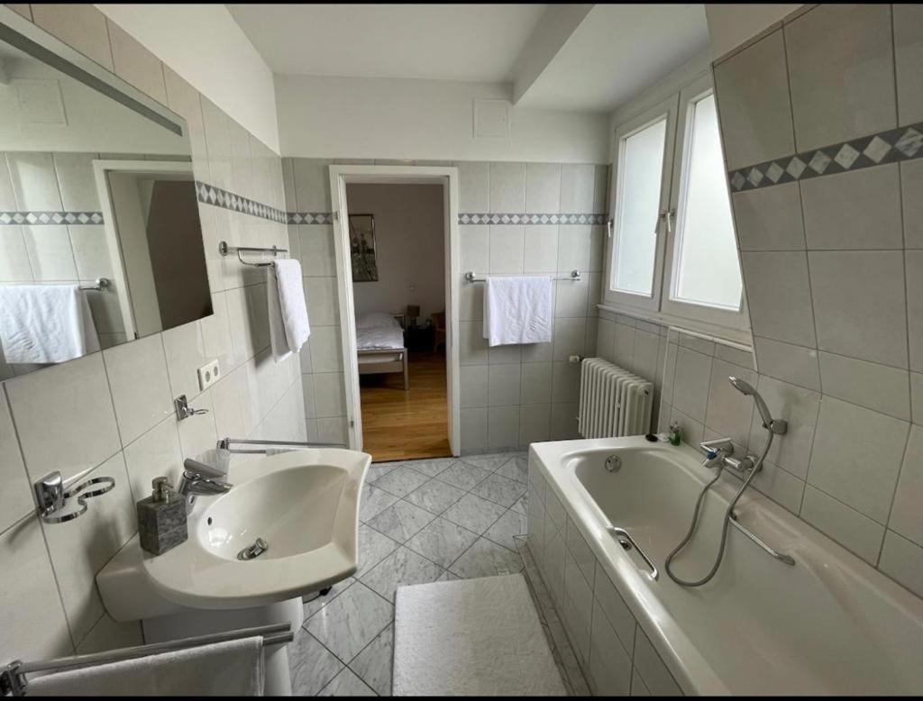 Appartement Luxury Rooftop Loft With River View 10min To City Düsseldorf