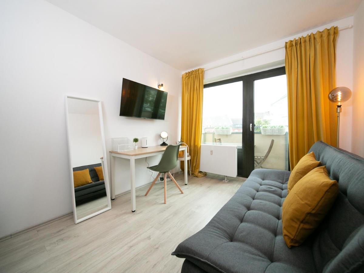 Studio Orange - Zentral Mit Balkon - Altstadt - Messe *