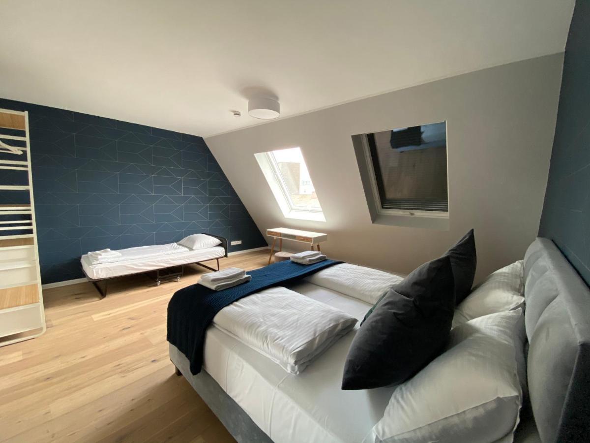Sleep Apartment *