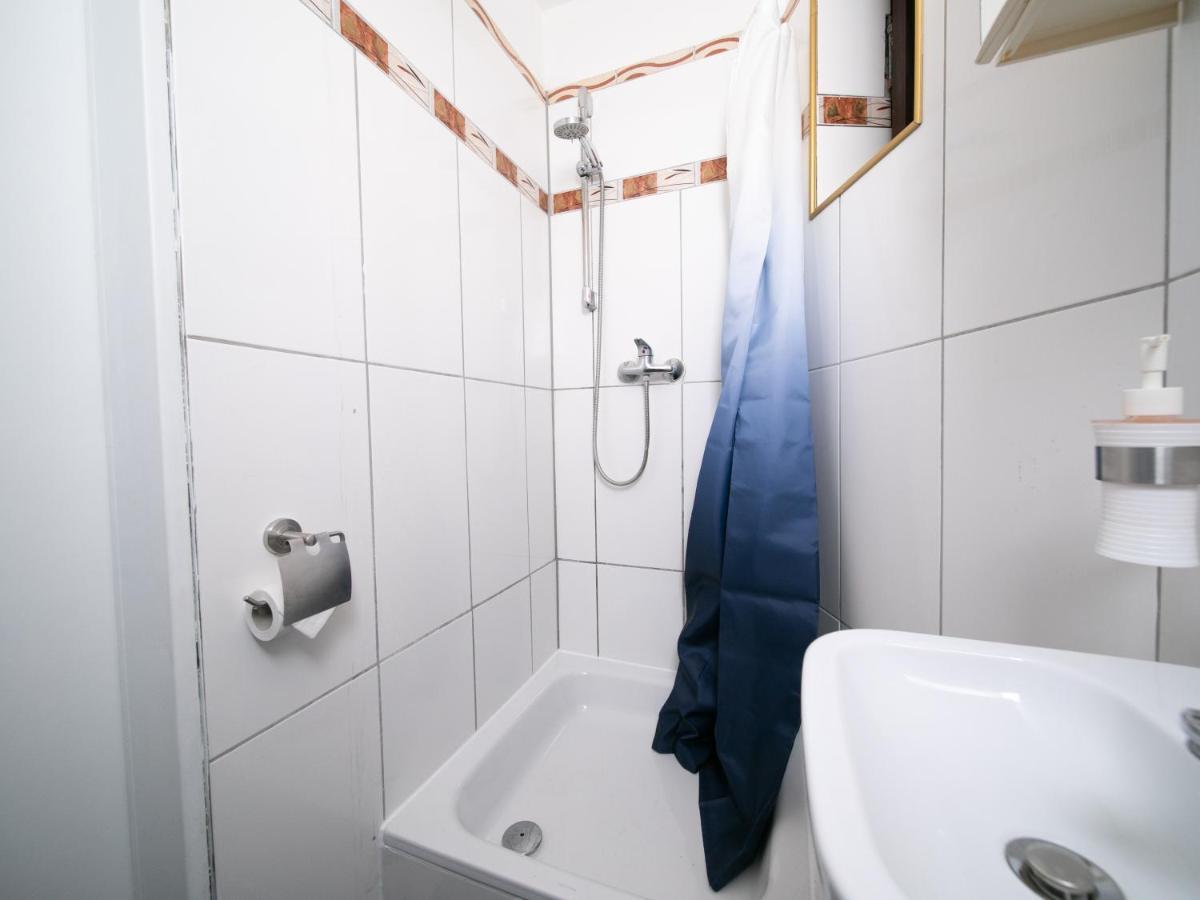 Studio Orange - Zentral Mit Balkon - Altstadt - Messe