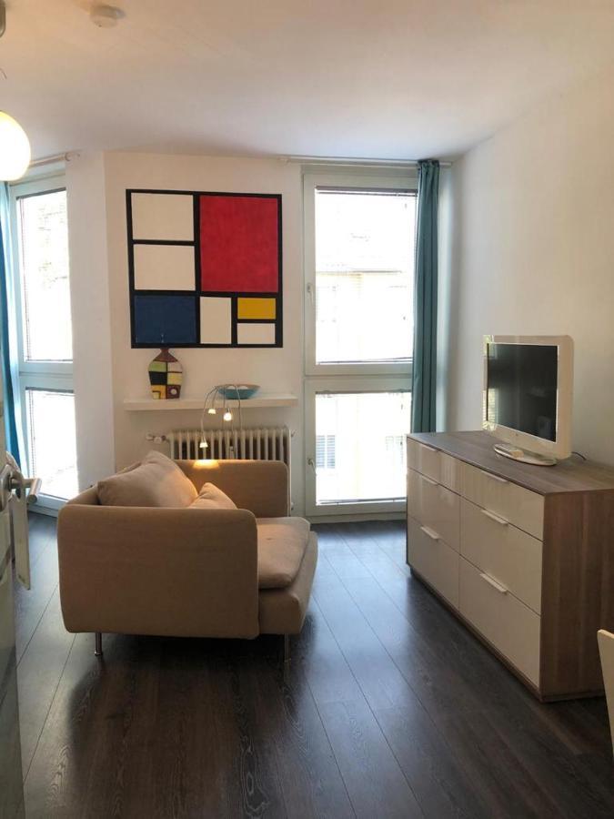 Apartment B51 Business