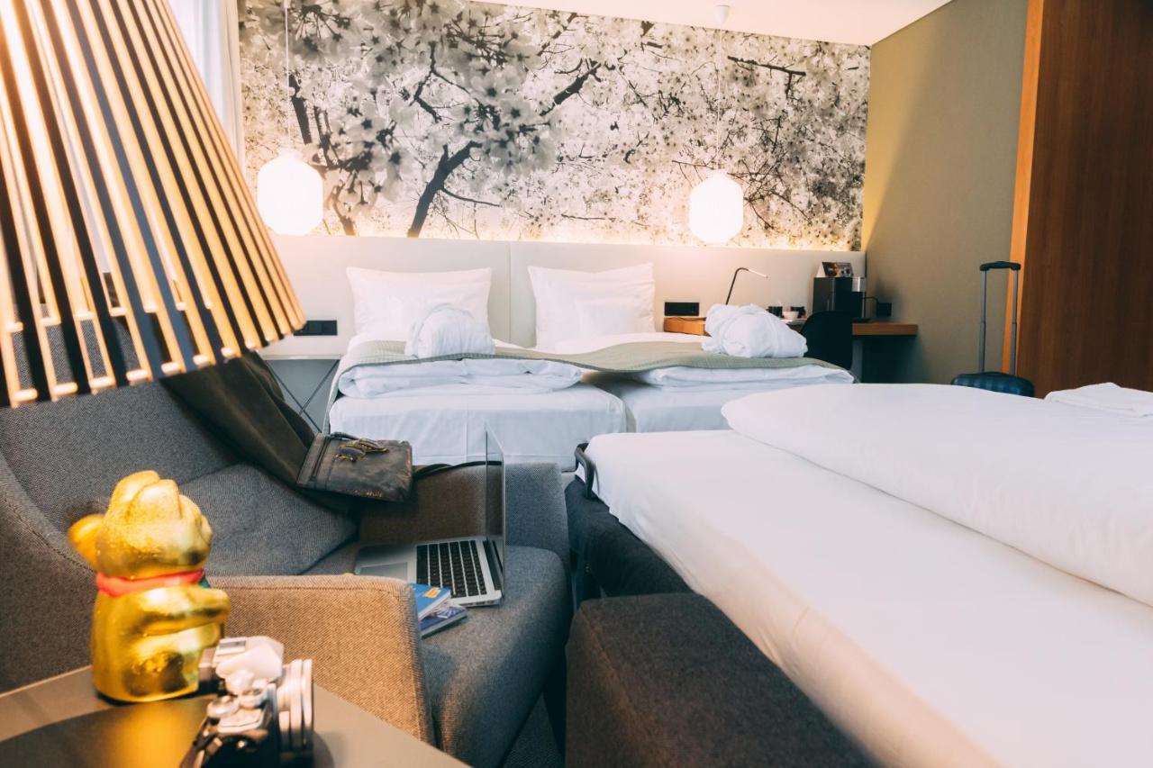 Hotel Me And Dusseldorf, By Hyatt 4*