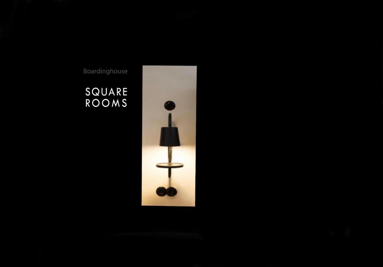 Square Rooms 8 Apartment Dusseldorf