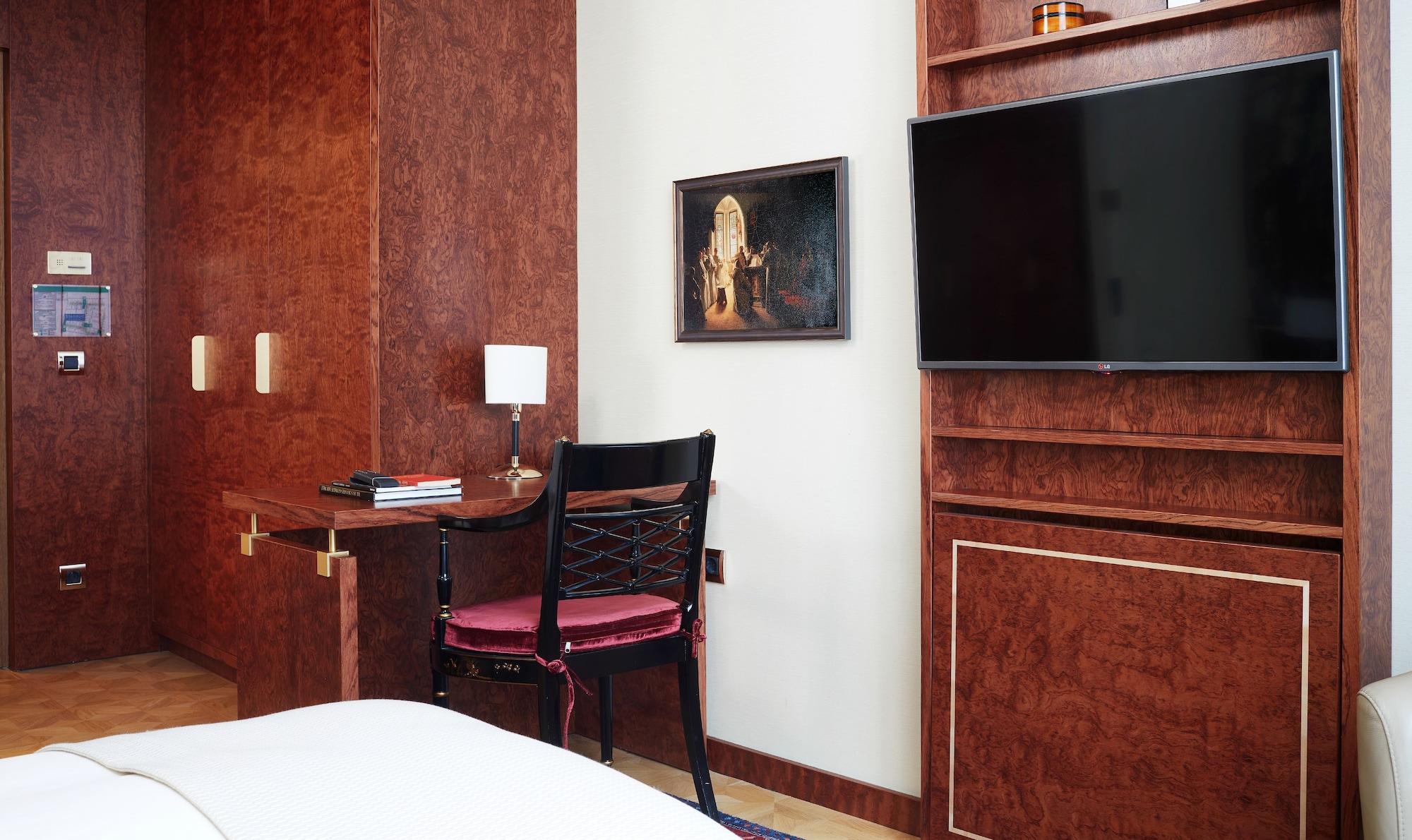 Living De Medici Hotel 4*