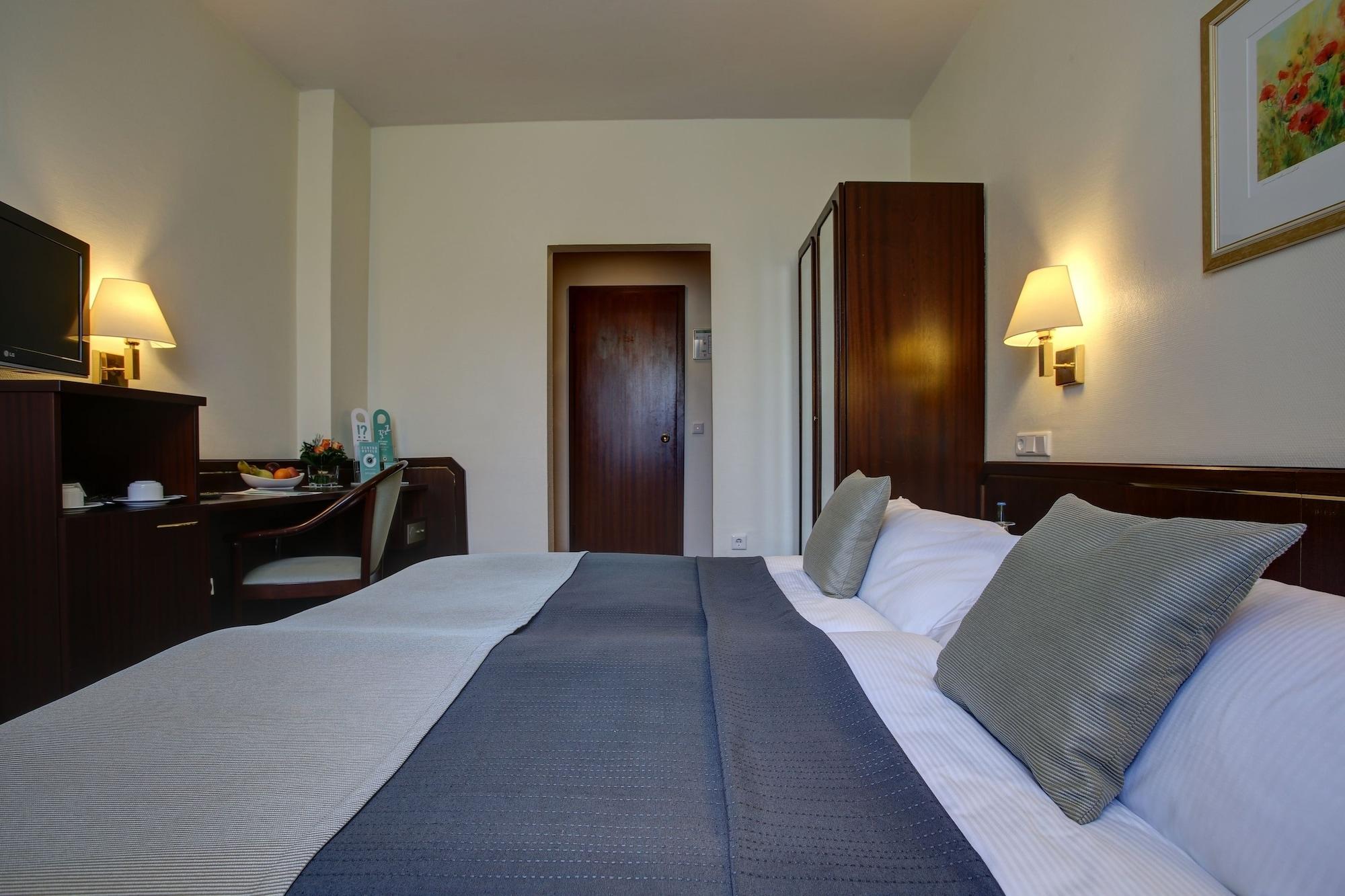 Trip Esplanade, 4* Düsseldorf