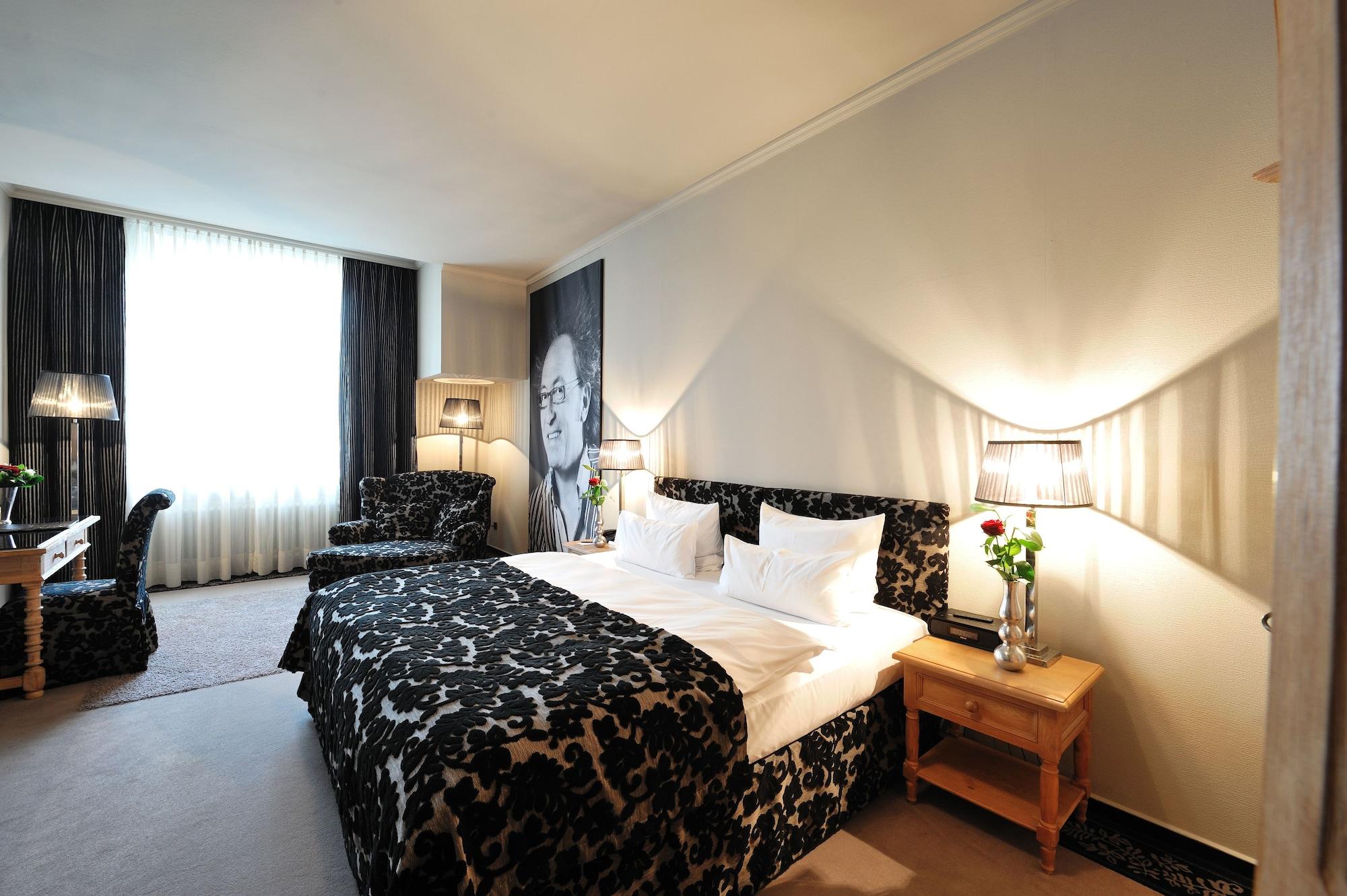 Stage47 Hotel