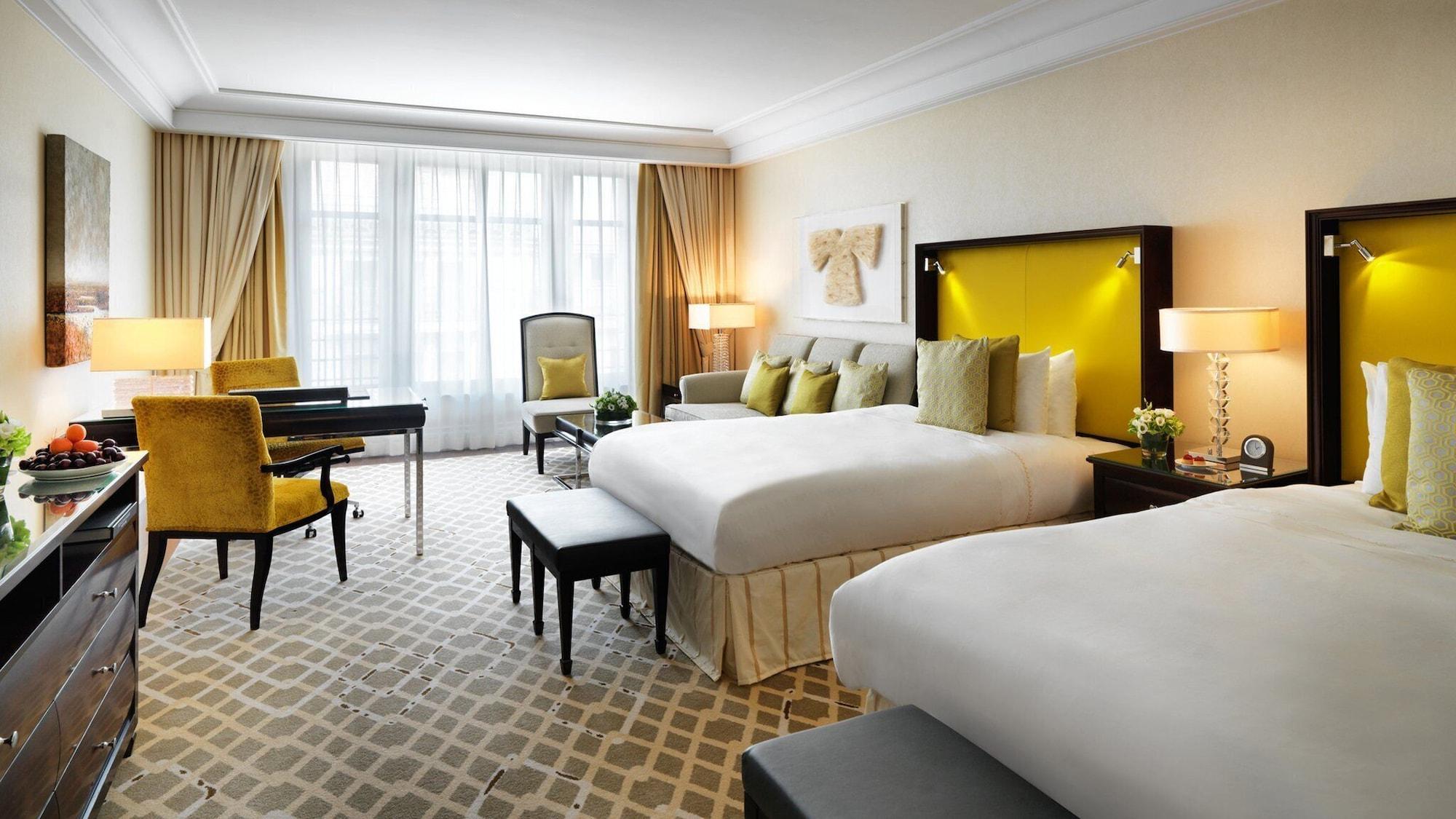 Capella Breidenbacher Hof Hotel