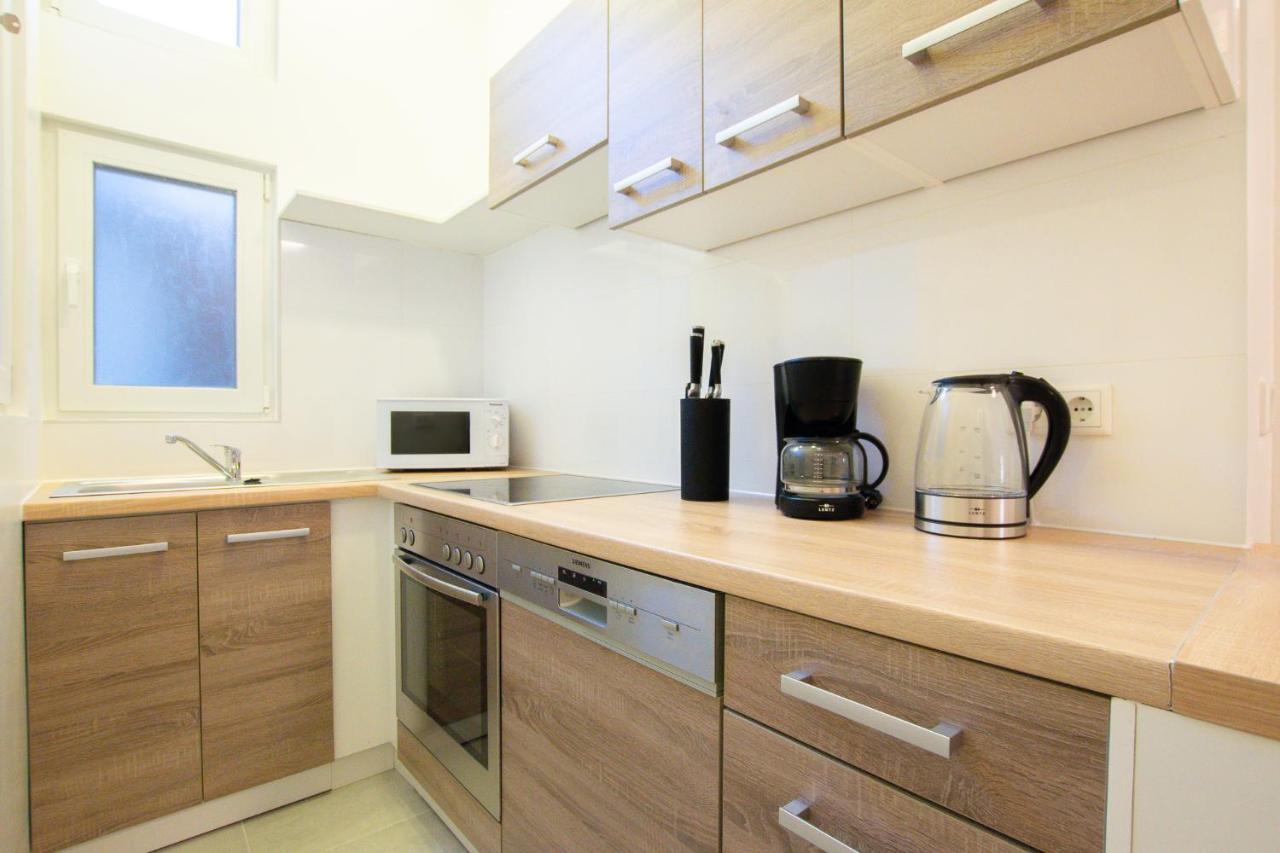 Raj Living - 1 Or 3 - 20 Min Messe Dus And Old Town Dus *