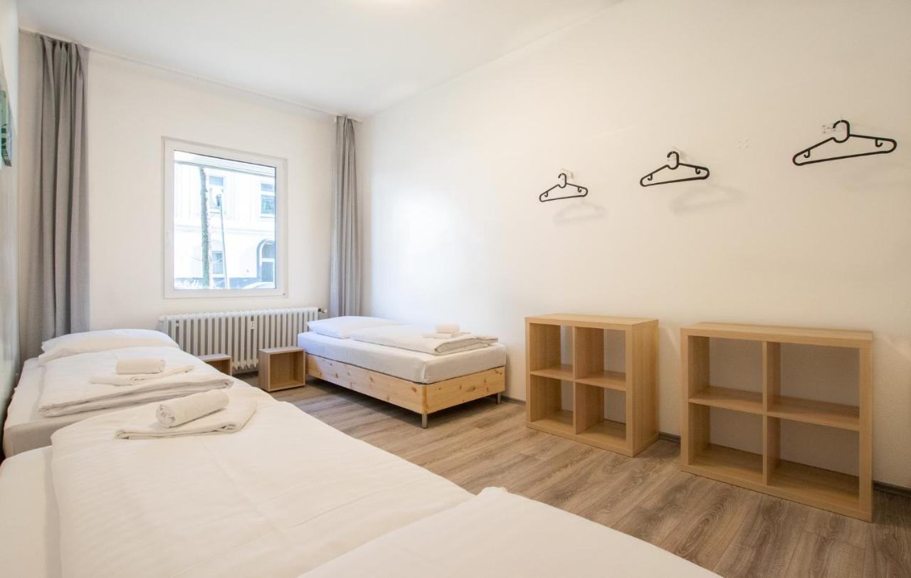 Raj Living - 1 Or 3 - 20 Min Messe Dus And Old Town Dus * Düsseldorf