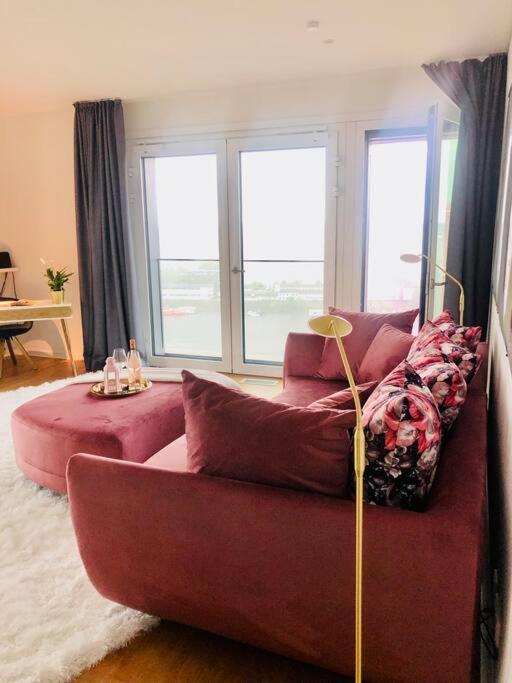 Lux 2bd W/ Rooftop Terrace And Rhine Views! * Düsseldorf